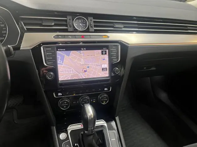 VW Passat 2.0 TDI Highline4M
