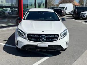 Mercedes-Benz GLA 200 Night Star 7G-DCT