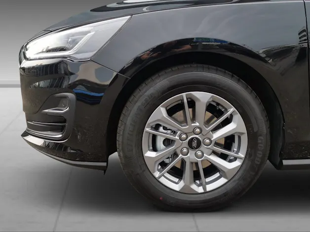 Ford Focus Station Wagon 1.0i EcoB Hybrid 125 Titanium Edition