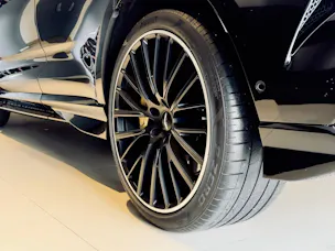 Aston Martin 707 4.0 V8 Bi-Turbo
