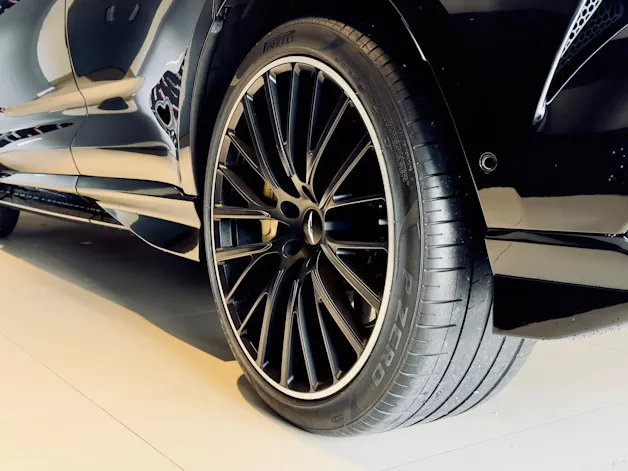 Aston Martin 707 4.0 V8 Bi-Turbo