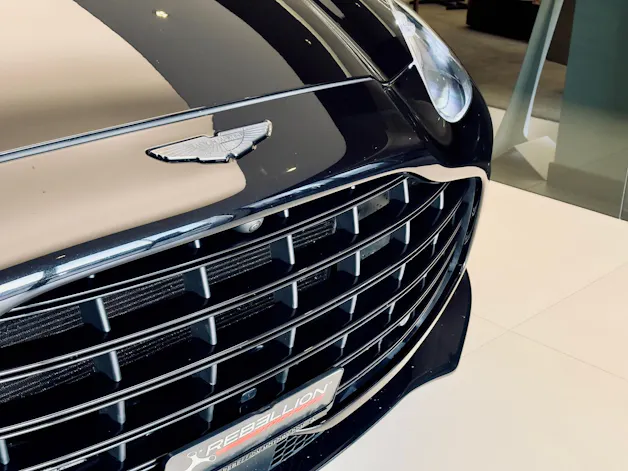 Aston Martin 707 4.0 V8 Bi-Turbo