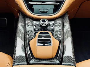 Aston Martin 707 4.0 V8 Bi-Turbo