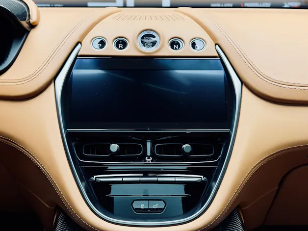 Aston Martin 707 4.0 V8 Bi-Turbo