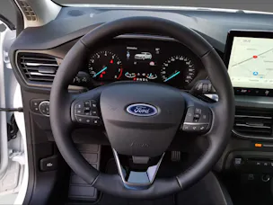 Ford Focus Station Wagon 1.0i EcoB Hybrid 155 Titanium