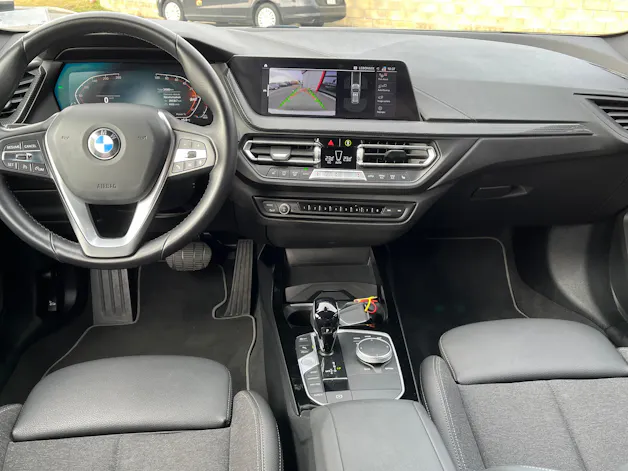 BMW 118i Sport Line Steptronic
