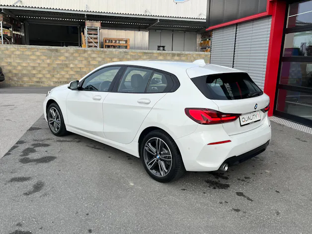 BMW 118i Sport Line Steptronic