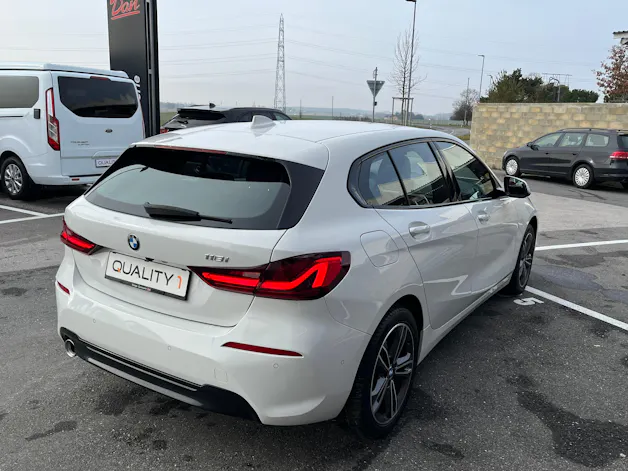 BMW 118i Sport Line Steptronic