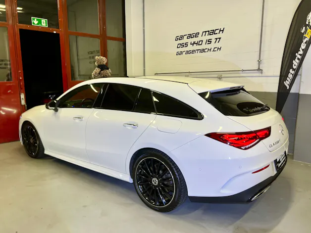 Mercedes-Benz CLA Shooting Brake 220 7G-DCT AMG Line