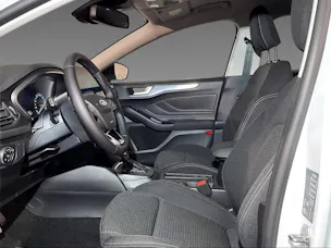 Ford Focus Station Wagon 1.0i EcoB Hybrid 155 Titanium