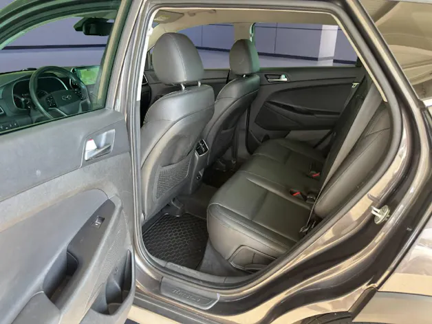 Hyundai TUCSON 2.0 CRDi Amplia 4WD