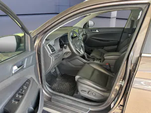 Hyundai TUCSON 2.0 CRDi Amplia 4WD