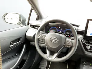 Toyota Corolla Touring Sports 2.0 HSD Swiss Edition