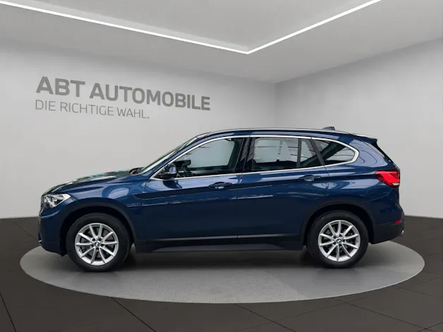 BMW X1 20i xDrive SAG