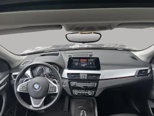 BMW X1 20i xDrive SAG