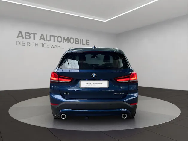 BMW X1 20i xDrive SAG