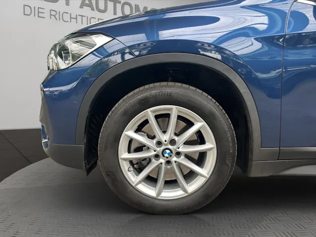 BMW X1 20i xDrive SAG