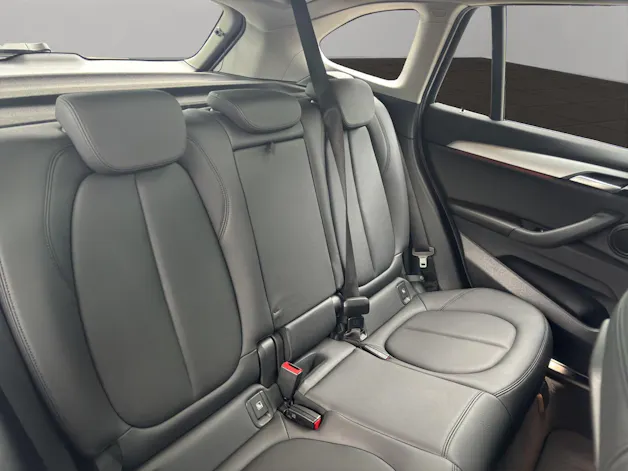 BMW X1 20i xDrive SAG