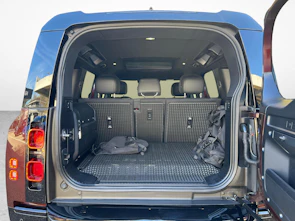 Fahrzeugbild LAND ROVER Defender 110 2.0 P300e Sedona Edition