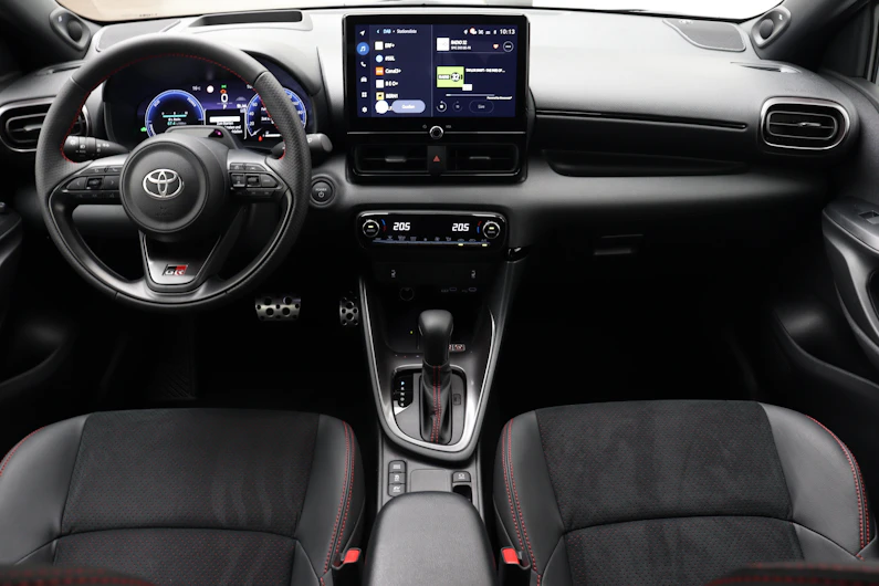 Fahrzeugbild TOYOTA YARIS