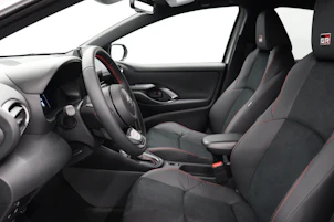 Fahrzeugbild TOYOTA Yaris 1.5 VVT-i HSD GR Sport