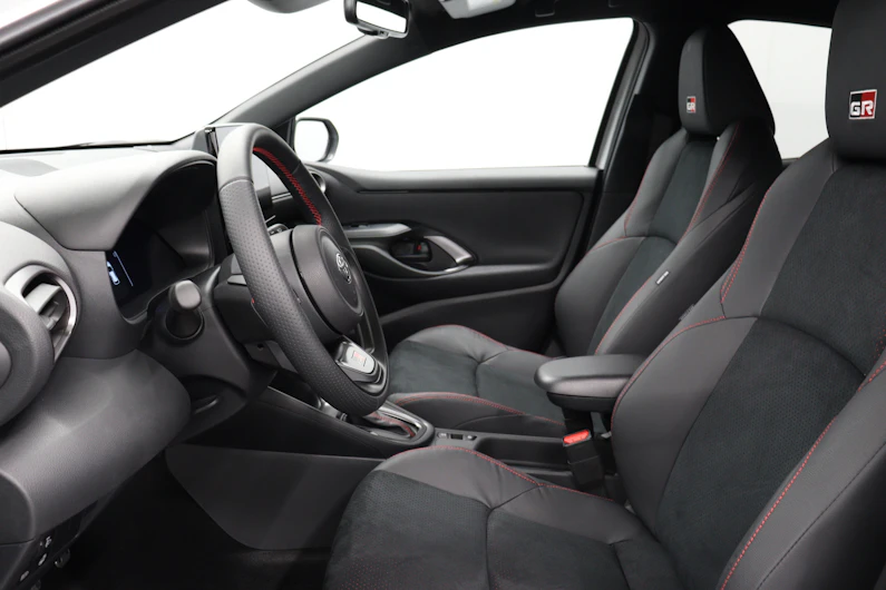 Fahrzeugbild TOYOTA YARIS