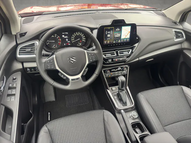 Suzuki S-Cross 1.4 T Sakura Top Hybrid 4x4