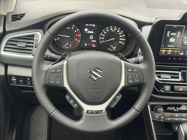 Suzuki S-Cross 1.4 T Sakura Top Hybrid 4x4