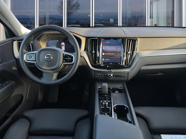 Volvo XC60 2.0 B5 MH Plus Dark AWD