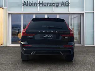 Volvo XC60 2.0 B5 MH Plus Dark AWD