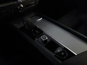 Volvo XC60 2.0 B5 MH Plus Dark AWD