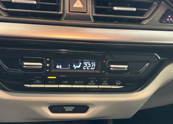 image du véhicule 8 image du véhicule 8