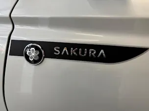 Suzuki Swift 1.2 Sakura Top Hybrid