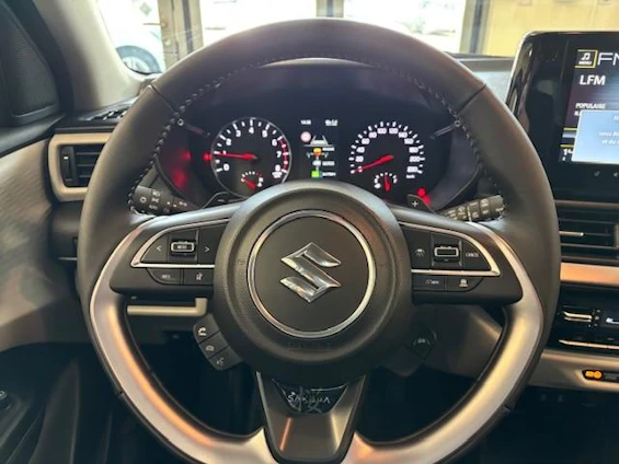 image du véhicule 5 image du véhicule 5