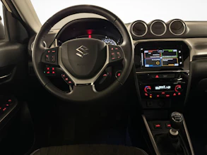 https://vehicle.imgix.net/4216181/ca7b24e3-70ac-4d5e-a3d9-cbc570cecb61.jpg