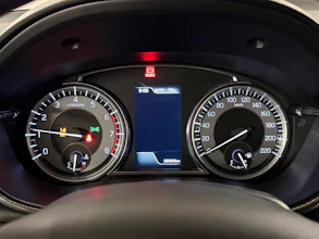 https://vehicle.imgix.net/4216181/eea05df0-1bc3-445b-9ac6-af68bf344e66.jpg