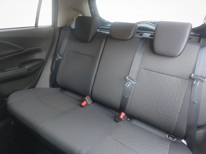 Fahrzeugbild SUZUKI SWIFT