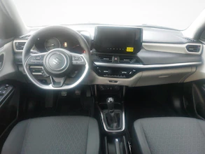 https://vehicle.imgix.net/4216223/6f23f031-8725-4568-973b-c4a8fdb59284.jpg