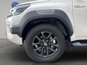 Toyota Hilux Double Cab.-Pick-up 2.8 D-4D MHEV 204 Invincible