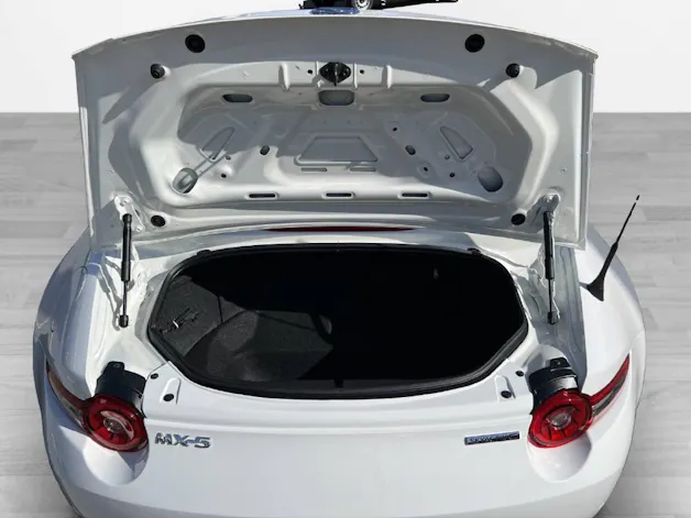 Mazda MX-5 1.5 Kazari