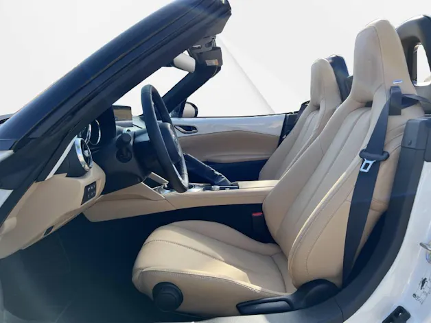 Mazda MX-5 1.5 Kazari