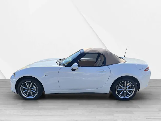 Mazda MX-5 1.5 Kazari