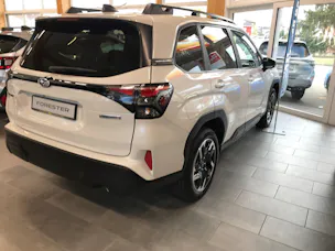 Subaru Forester Station 2.0i e-Boxer Swiss Plus