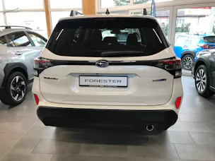 Subaru Forester Station 2.0i e-Boxer Swiss Plus