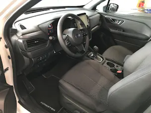 Subaru Forester Station 2.0i e-Boxer Swiss Plus