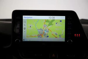 image du véhicule TOYOTA C-HR 2.0 VVTi HSD Trend