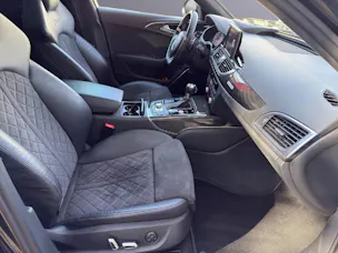 Audi RS6 Avant 4.0 V8 TFSI performance quattro