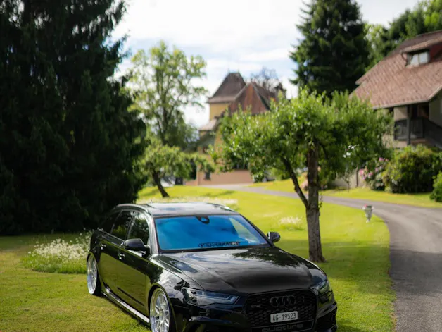 Audi RS6 Avant 4.0 V8 TFSI performance quattro
