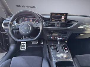 Audi RS6 Avant 4.0 V8 TFSI performance quattro