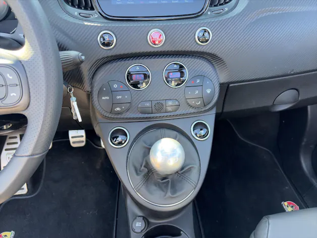 Fiat 595 C Abarth 1.4 T-Jet 165
